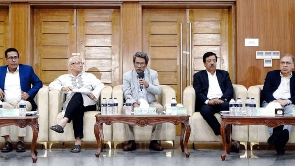 জাতীয় ঐকমত্য কমিশনের সহসভাপতি অধ্যাপক আলী রীয়াজ