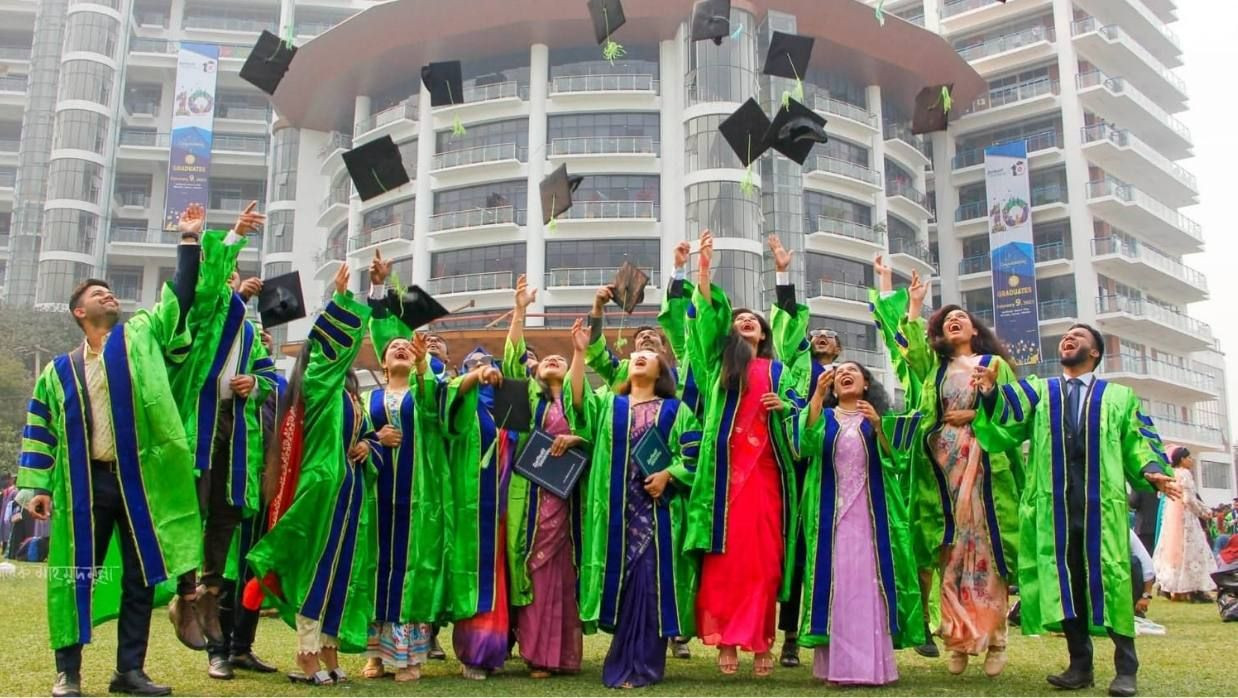 ড্যাফোডিলের সমাবর্তনে