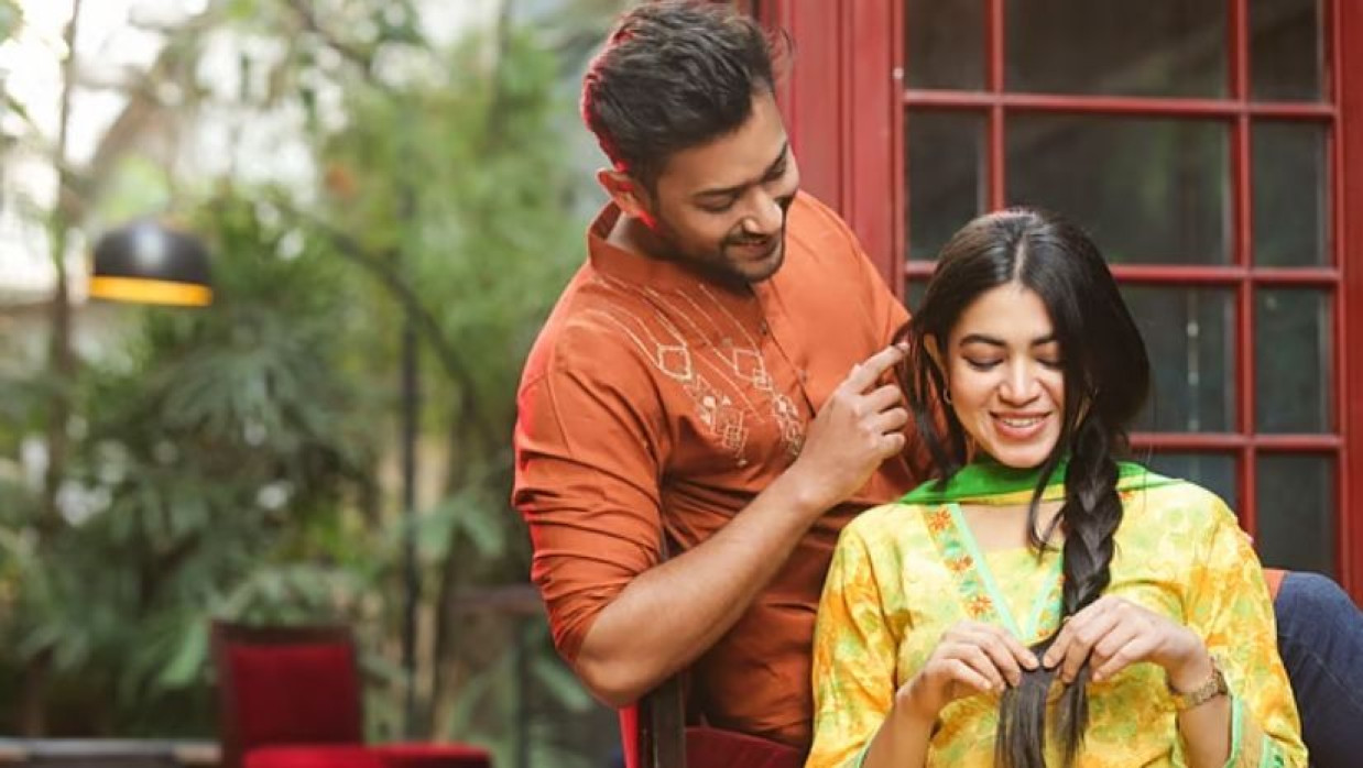 একজন ভালো প্রেমিক কখনো আপনার জীবন দখল করেন না, তিনি জীবনটাকে আরও সুন্দর করে তোলেন