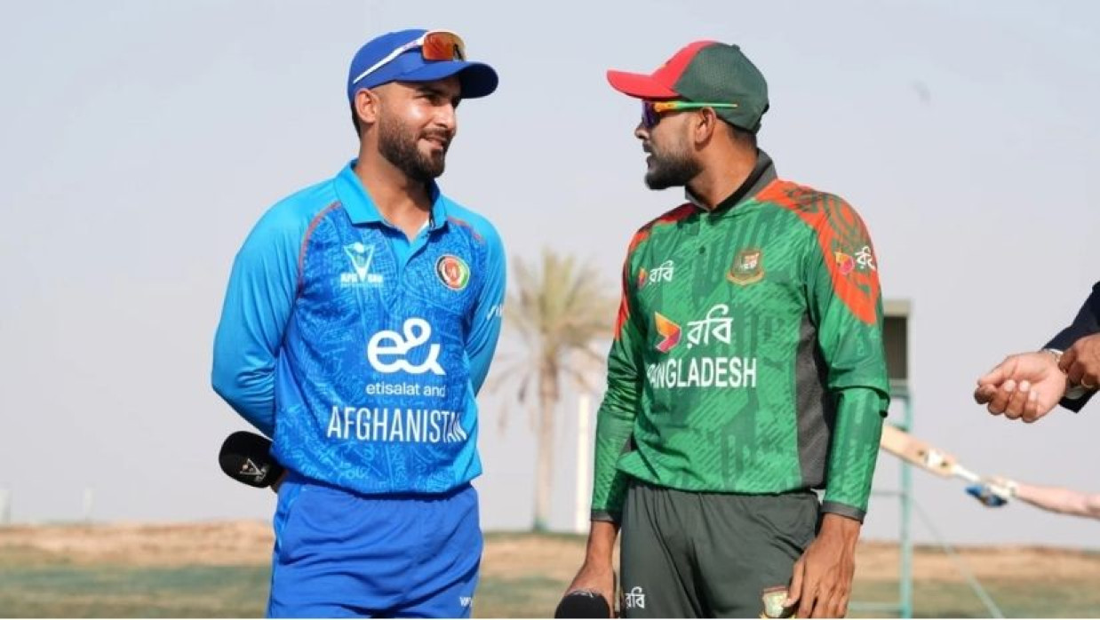 দুই দলের দুই অধিনায়ক