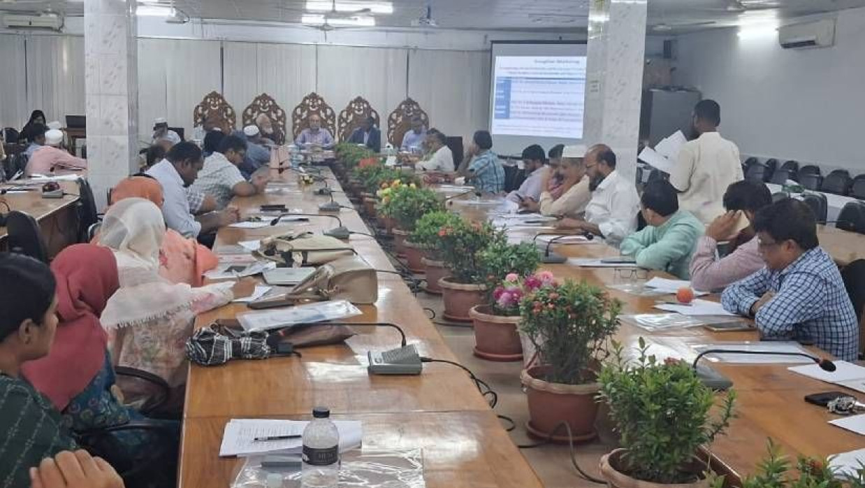 কৃষি অনুষদের ডিন অফিসের সম্মেলন কক্ষে এ কর্মশালার আয়োজন করা হয়