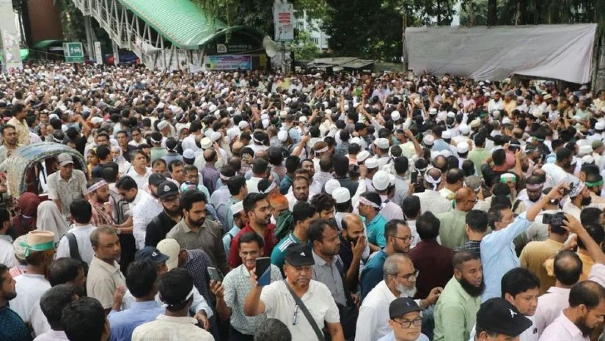 রাজধানীতে শিক্ষকদের আন্দোলন 