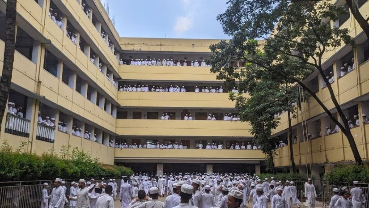 রাজধানীর একটি কামিল মাদ্রাসা