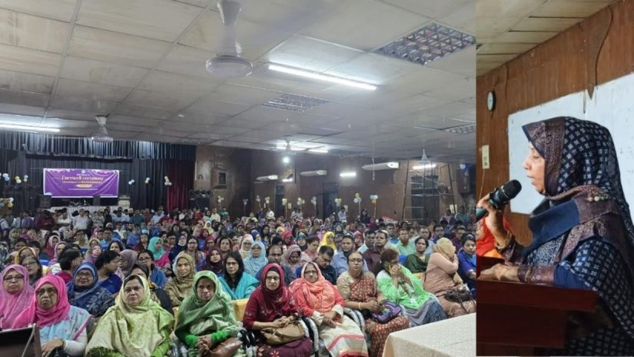 সংবাদ সম্মেলনে বক্তব্য রাখছেন অধ্যাপক মাহফিল আরা বেগম