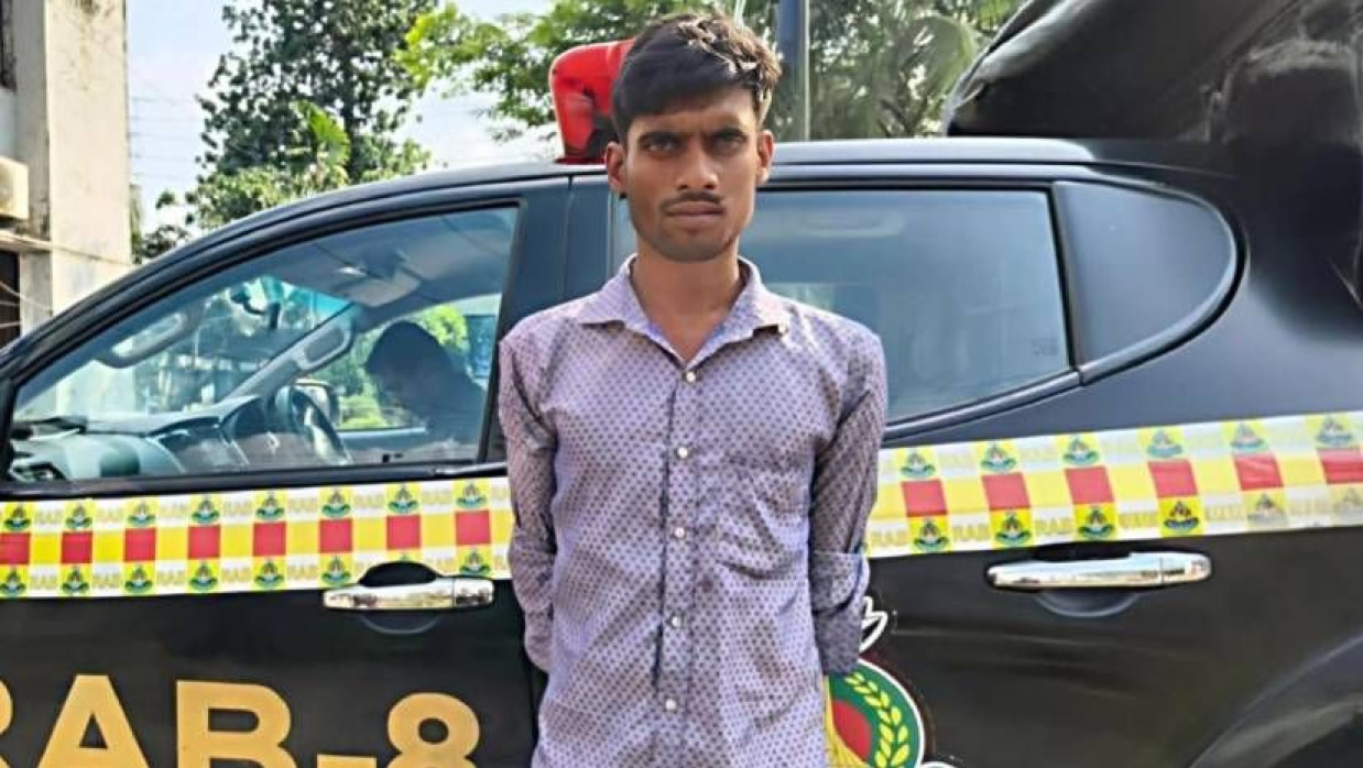 গ্রেপ্তার রমেশ মাঝি