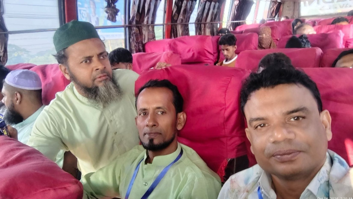 সারাদেশ থেকে ঢাকায় আসছেন শিক্ষকরা