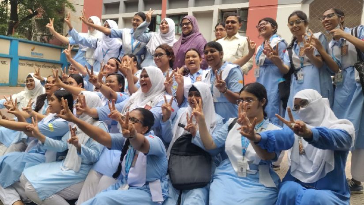 শিক্ষার্থীদের উচ্ছ্বাস