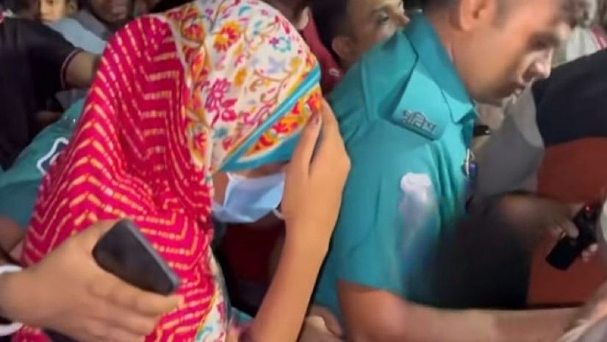 জুবায়েদ হত্যার ঘটনায় ছাত্রী আটক