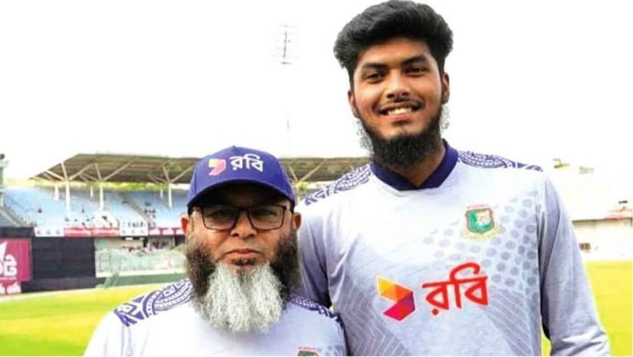 মুশতাক আহমেদ ও রিশাদ হোসেন 