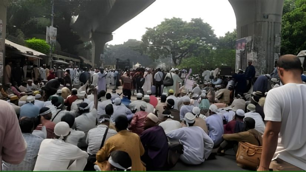 ইবতেদায়ি শিক্ষকদের আন্দোলন