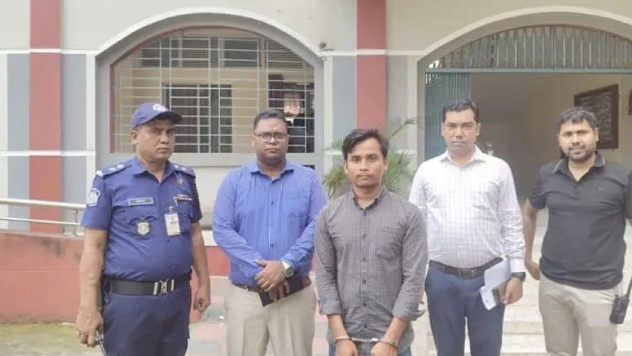 আটক কৃষ্ণকান্ত রায়