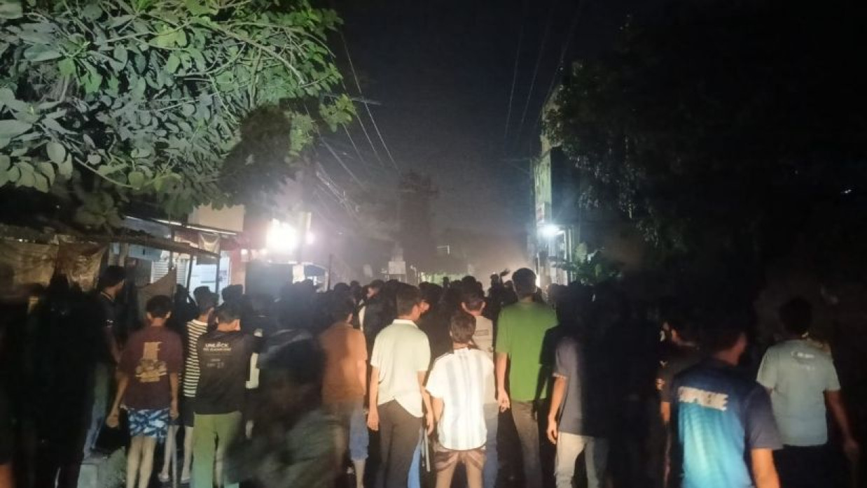 ড্যাফোডিল বিশ্ববিদ্যালয় শিক্ষার্থীদের বাসায় হামলা