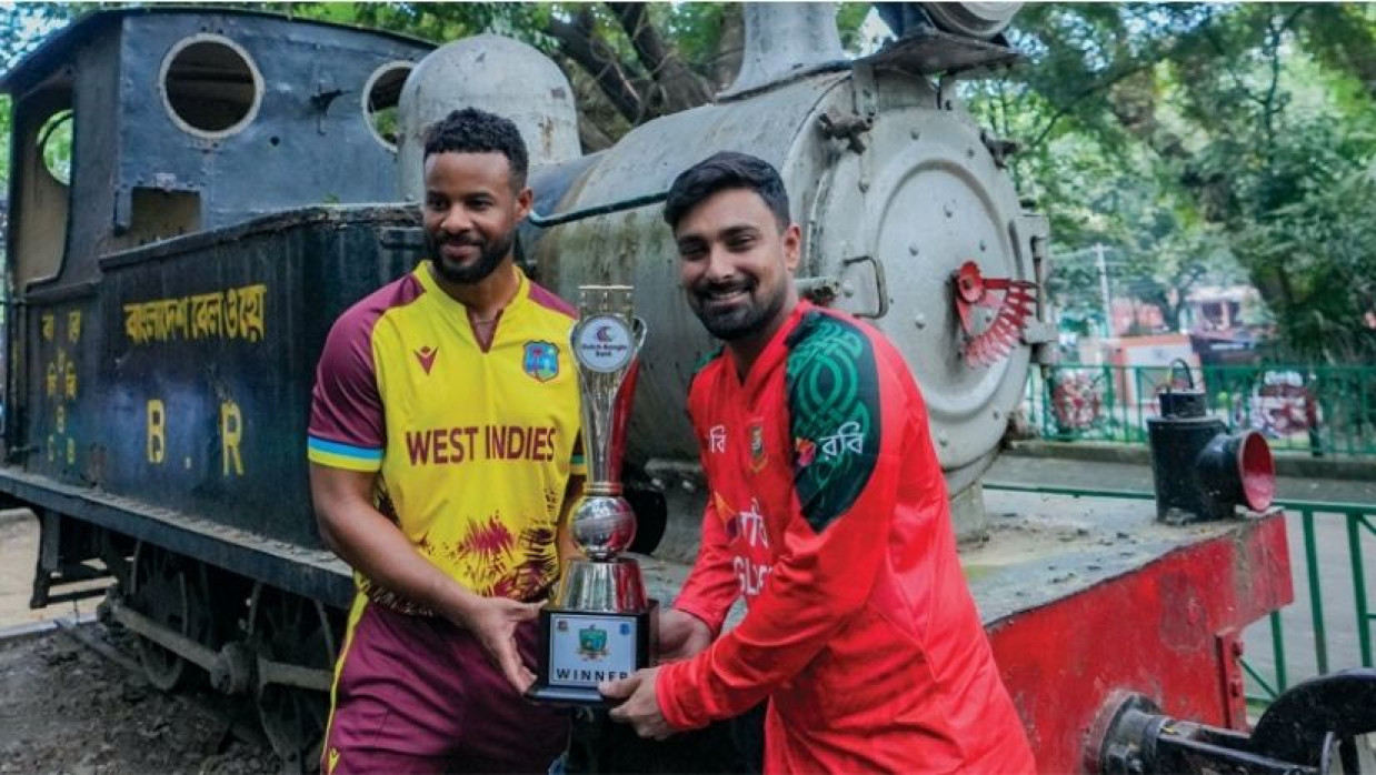  টি-টোয়েন্টি সিরিজের ট্রফি উন্মোচন