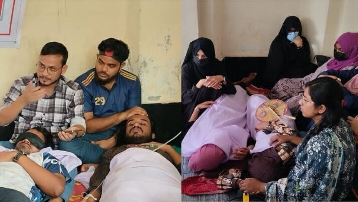 রাবিতে অনশনরত চিকিৎসা মনোবিজ্ঞান বিভাগের শিক্ষার্থীরা