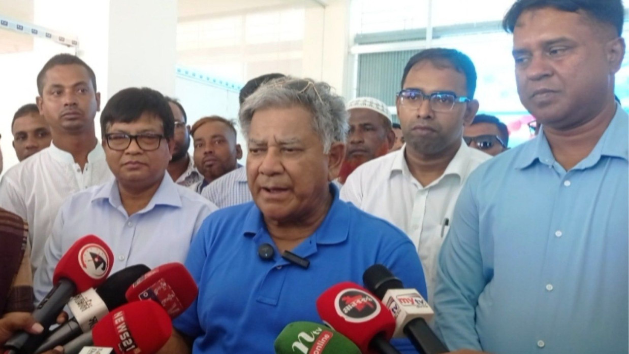 বাংলাদেশ নৌপরিবহন ও শ্রম ও কর্মসংস্থান মন্ত্রণালয়ের উপদেষ্টা ব্রিগেডিয়ার জেনারেল (অব.) ড. এম. সাখাওয়াত হোসেন