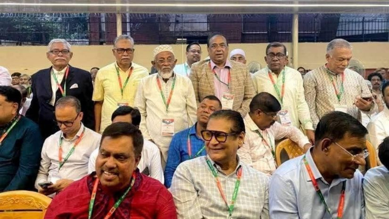 বিএনপির ভারপ্রাপ্ত চেয়ারম্যান তারেক রহমানের সঙ্গে ভার্চুয়ালি বৈঠক