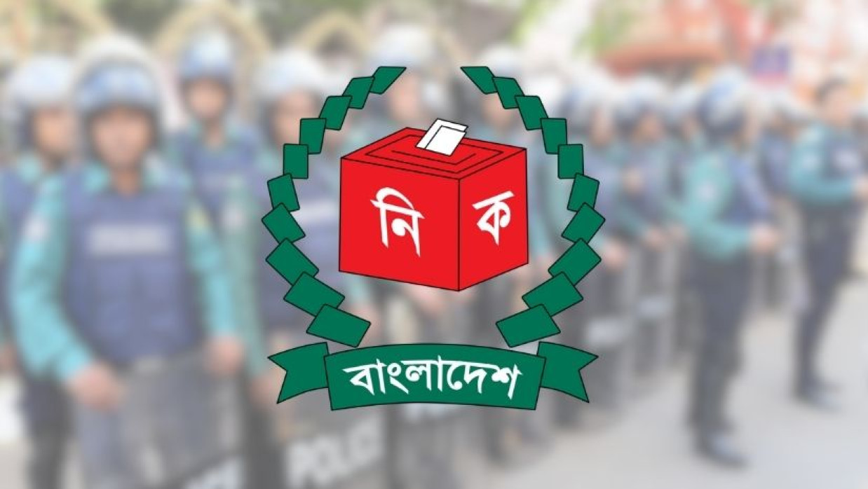 নির্বাচন ভবনের সামনে ককটেল বিস্ফোরণ, নিরাপত্তা জোরদারের নির্দেশ