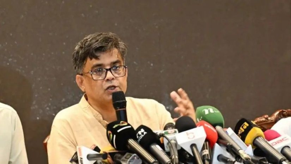 প্রধান উপদেষ্টার প্রেস সচিব শফিকুল আলম