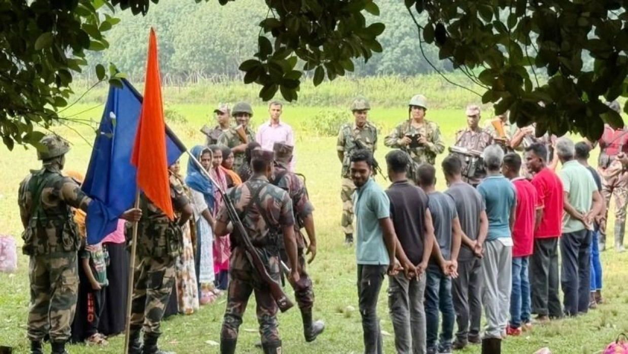 ১৯ বাংলাদেশিকে ফেরত দিচ্ছে বিএসএফ