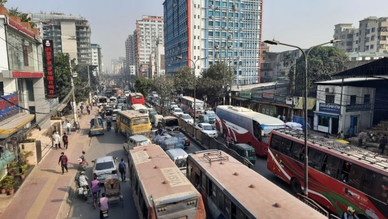 বাড্ডা-রামপুরা সড়কে যানজট হওয়ার শঙ্কা