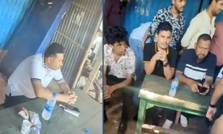 চবির ১ নম্বর গেটে ছাত্রদল-যুবদল নেতাকর্মীদের অবস্থান