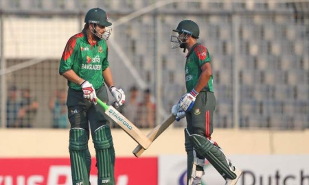 ওয়েস্ট ইন্ডিজের বিশ্বরেকর্ড জবাবে রিশাদের মাস্টারক্লাস, ২০০ ছাড়াল বাংলাদেশের সংগ্রহ