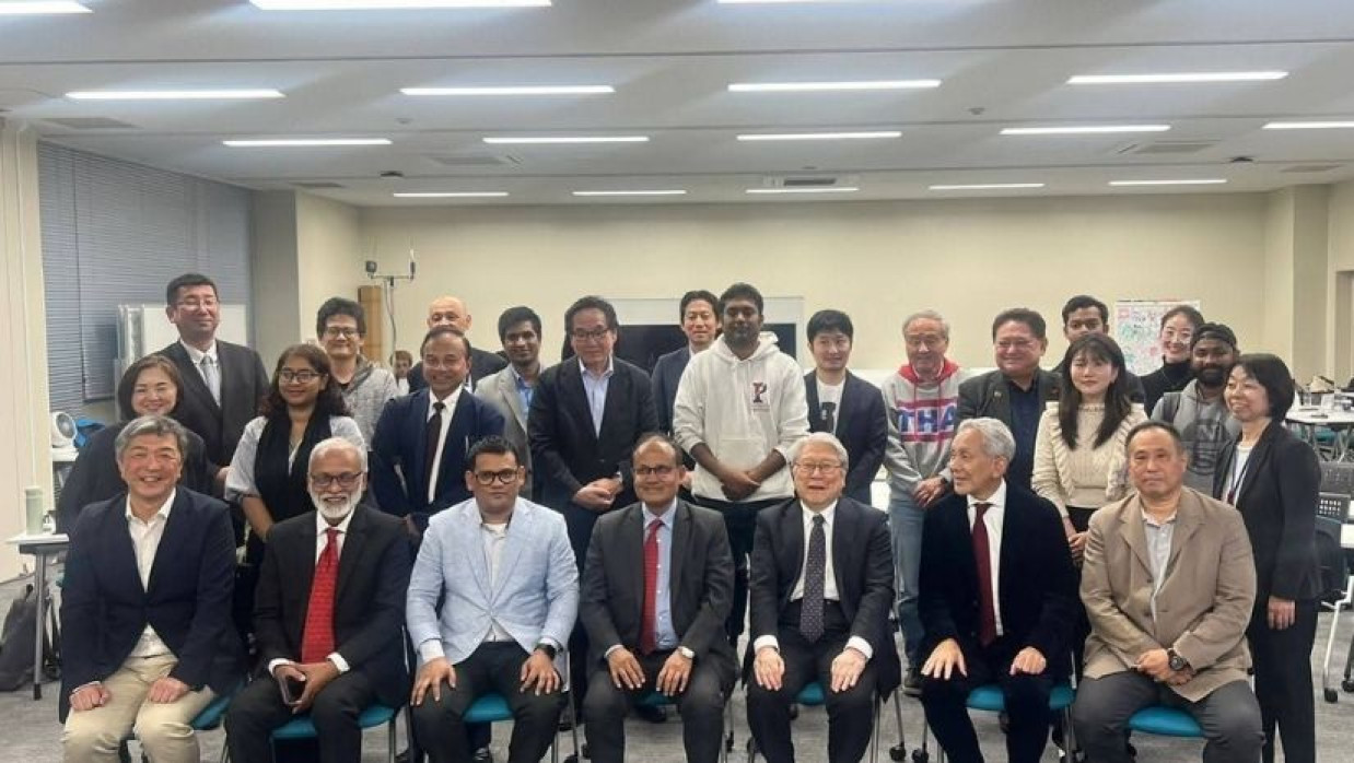 জাপান সফর শেষে দেশে ফিরেছেন বাউবি উপাচার্য