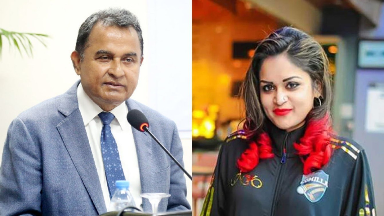 বাম থেকে আ হ ম মোস্তফা কামাল ও লোটাস কামাল