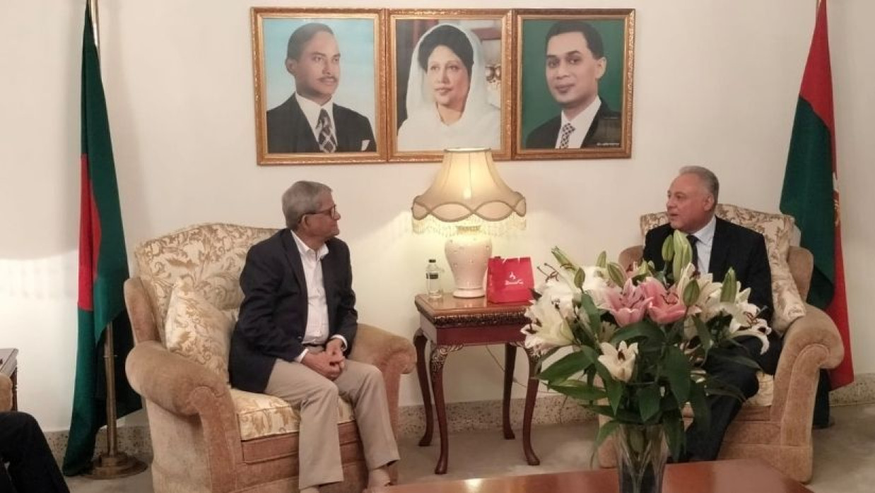 মির্জা ফখরুলের সাথে মিশর রাষ্ট্রদূত ওমর ফাহমি