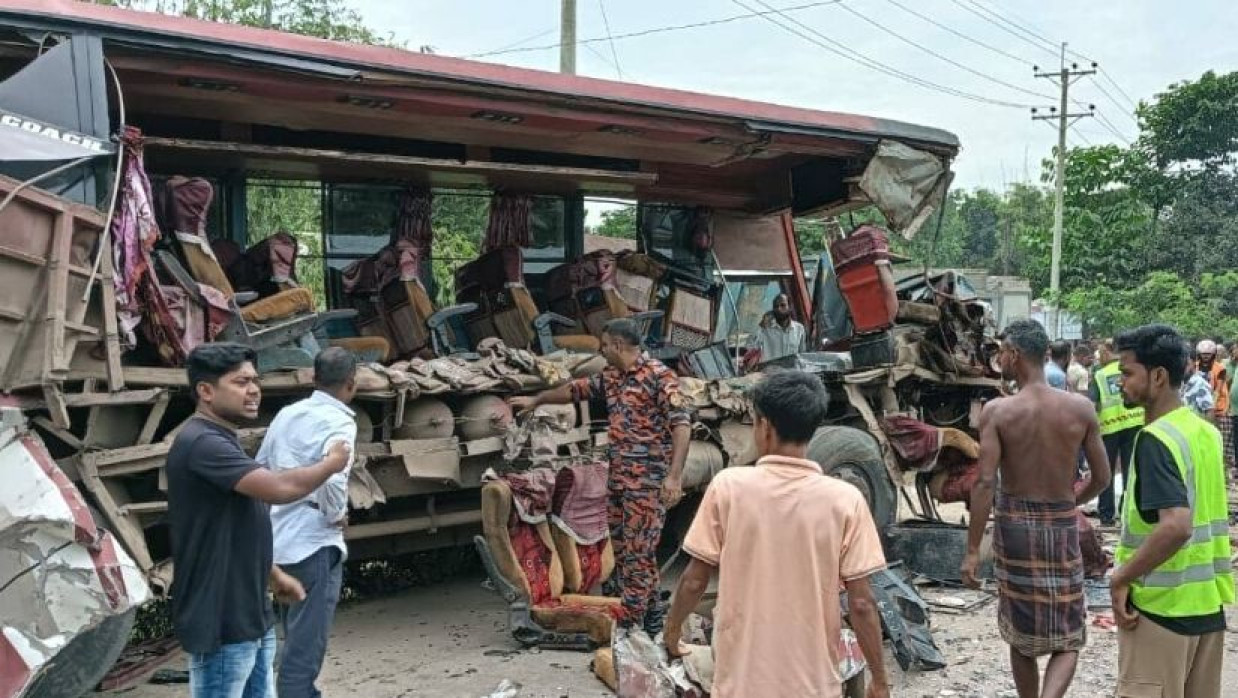 মুখোমুখি সংঘর্ষের পর