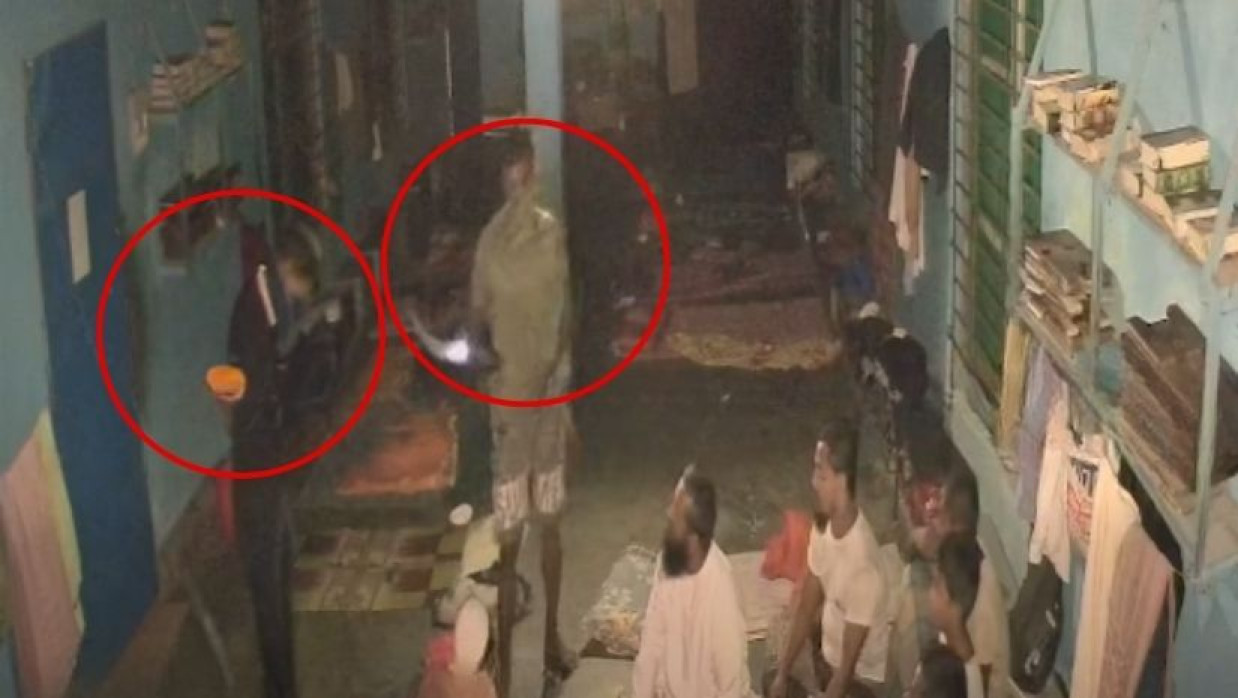 ডাকাতির দৃশ্য সিসি ক্যামেরায়