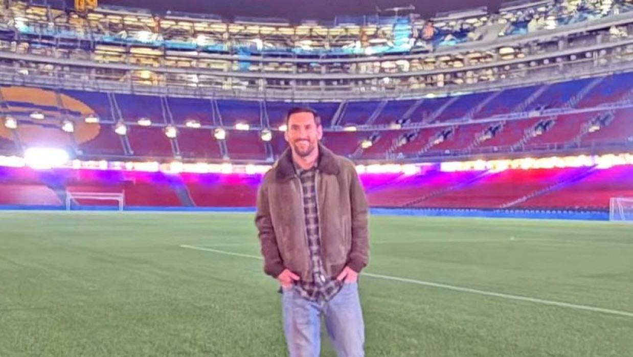 লিওনেল মেসি   