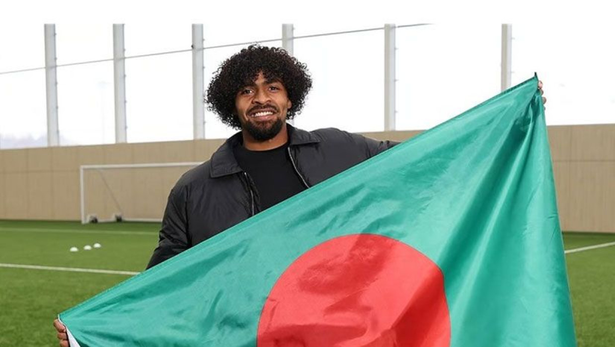 হামজা চৌধুরী    