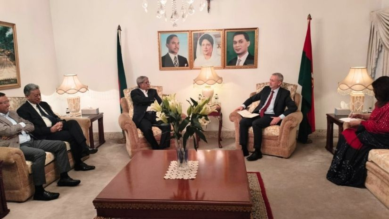 মির্জা ফখরুল ইসলামের সঙ্গে ইইউ রাষ্ট্রদূত মাইকেল মিলার সাক্ষাৎ