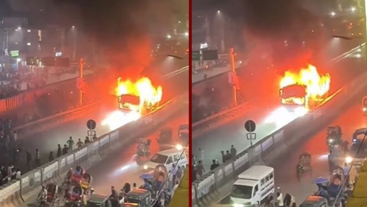 ধোলাইপাড়ে একটি বাসে আগুন লাগার ঘটনা ঘটে