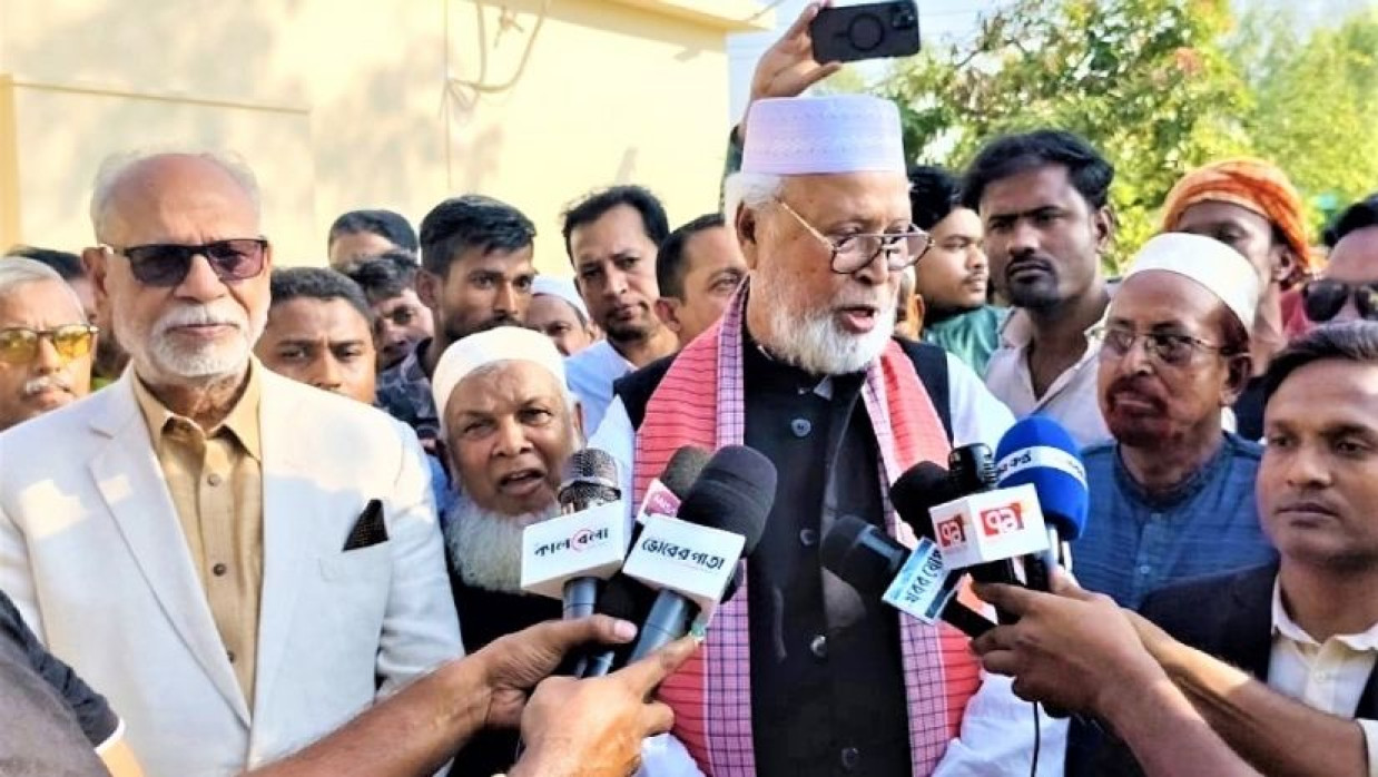 কথা বলছেন কাদের সিদ্দিকী