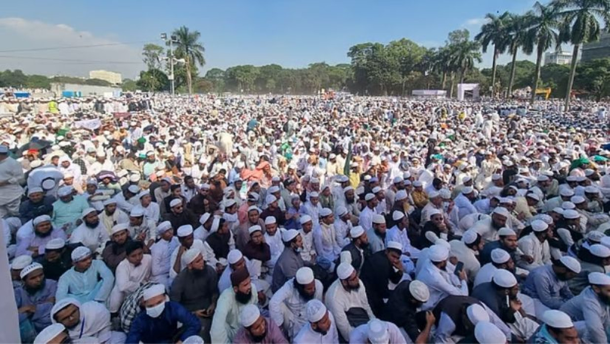 সোহরাওয়ার্দী উদ্যানে ‘আন্তর্জাতিক খতমে নবুওয়ত মহাসম্মেলন’