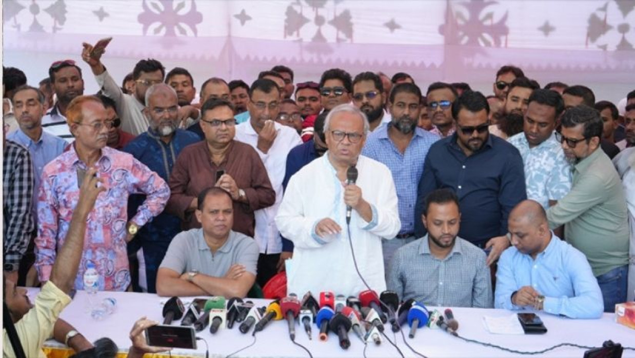 বিএনপির সিনিয়র যুগ্ম-মহাসচিব রুহুল কবির রিজভী