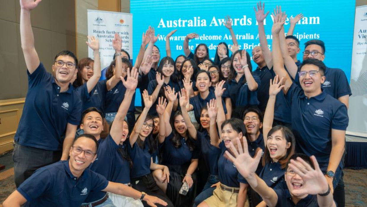 অস্ট্রেলিয়া অ্যাওয়ার্ডস ফেলোশিপে প্রশিক্ষণ নিতে চাইলে আবেদন করুন দ্রুতই