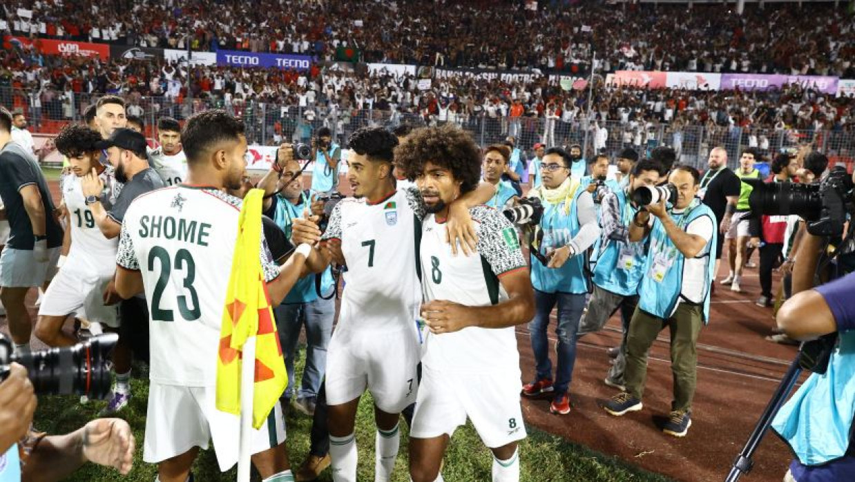 ভারতে হারানোর পর বাংলাদেশের খেলোয়াড়দের উল্লাস