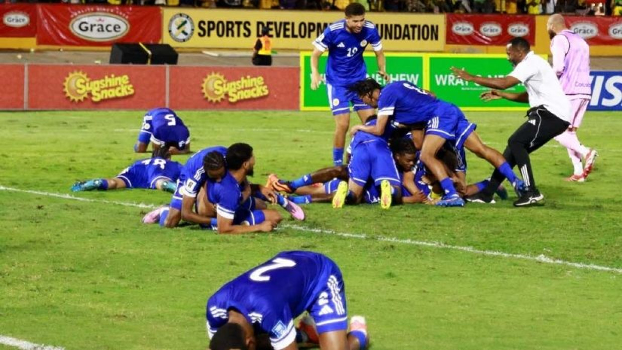  কুরাসাও  ফুটবল দল 