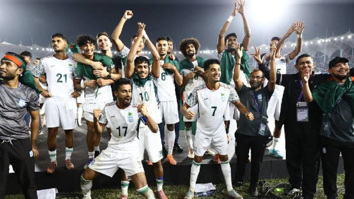 বাংলাদেশ ফুটবল দল