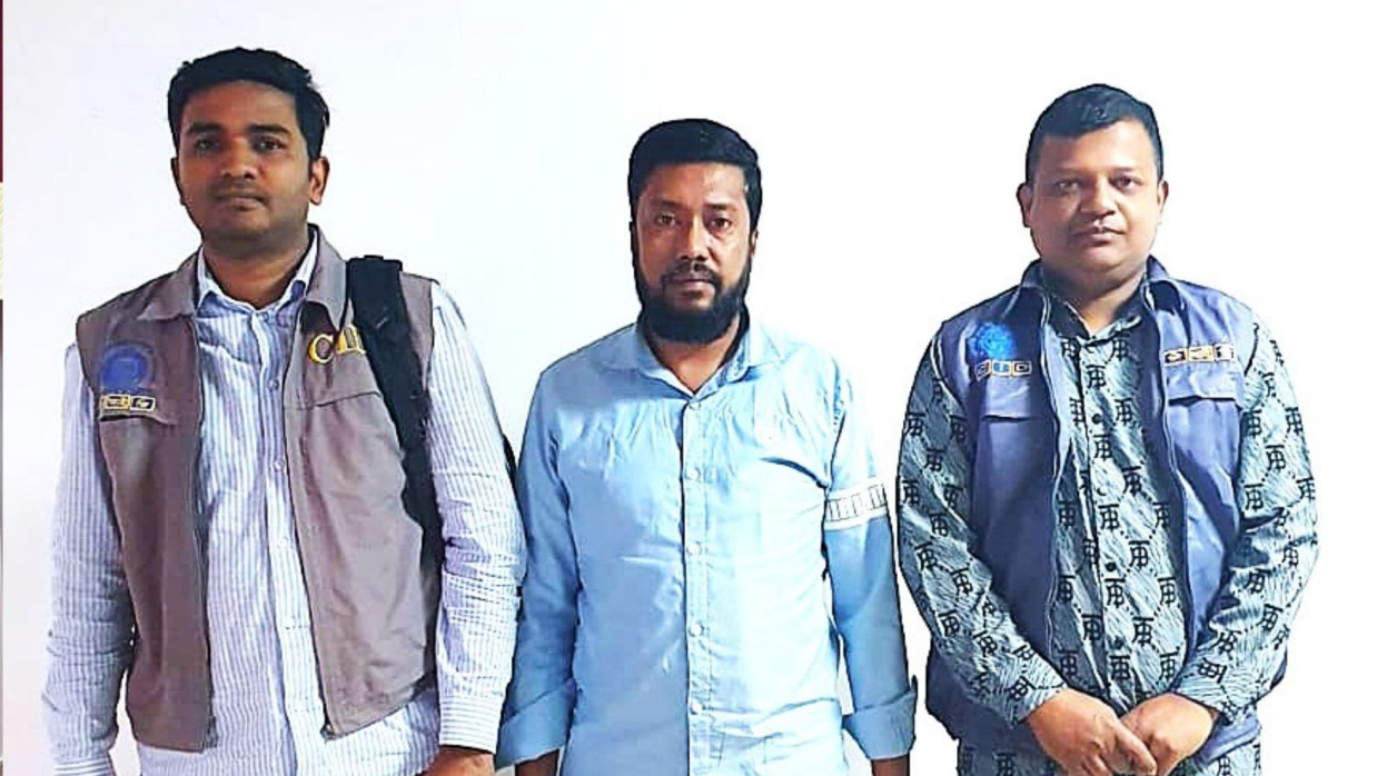 প্রতারক চক্রের মূলহোতা এনজিও মালিক মো. নাজিম উদ্দিন তনুকে গ্রেপ্তার