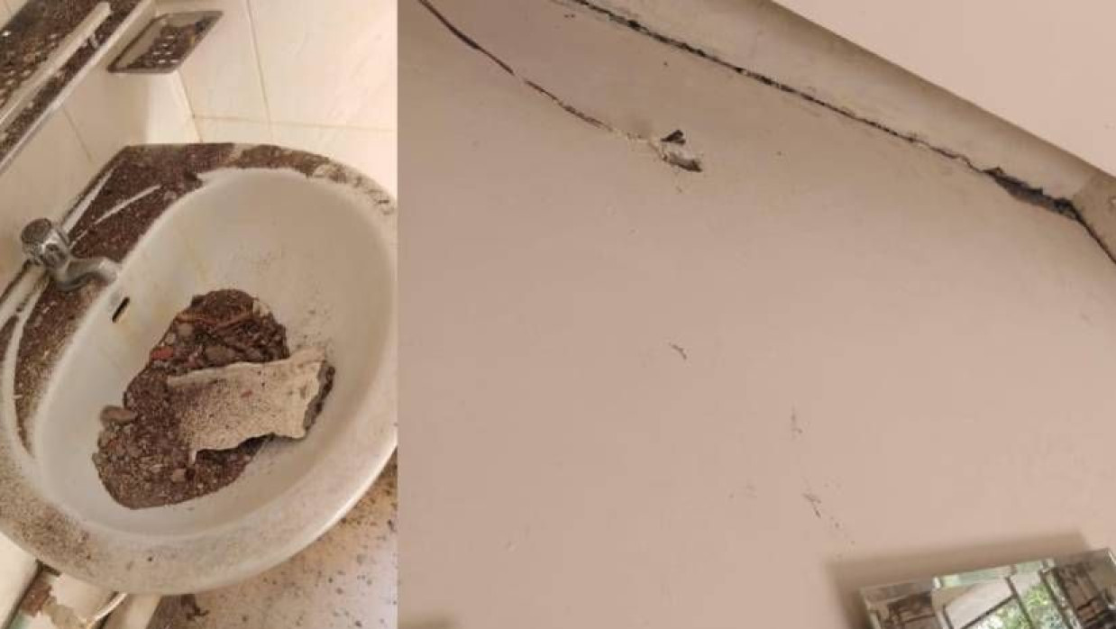 ভূমিকম্পে কুবির নবাব ফয়জুন্নেছা চৌধুরানী হলের নিচতলার কর্নারে ওয়াশরুমের দেয়ালে ফাটল