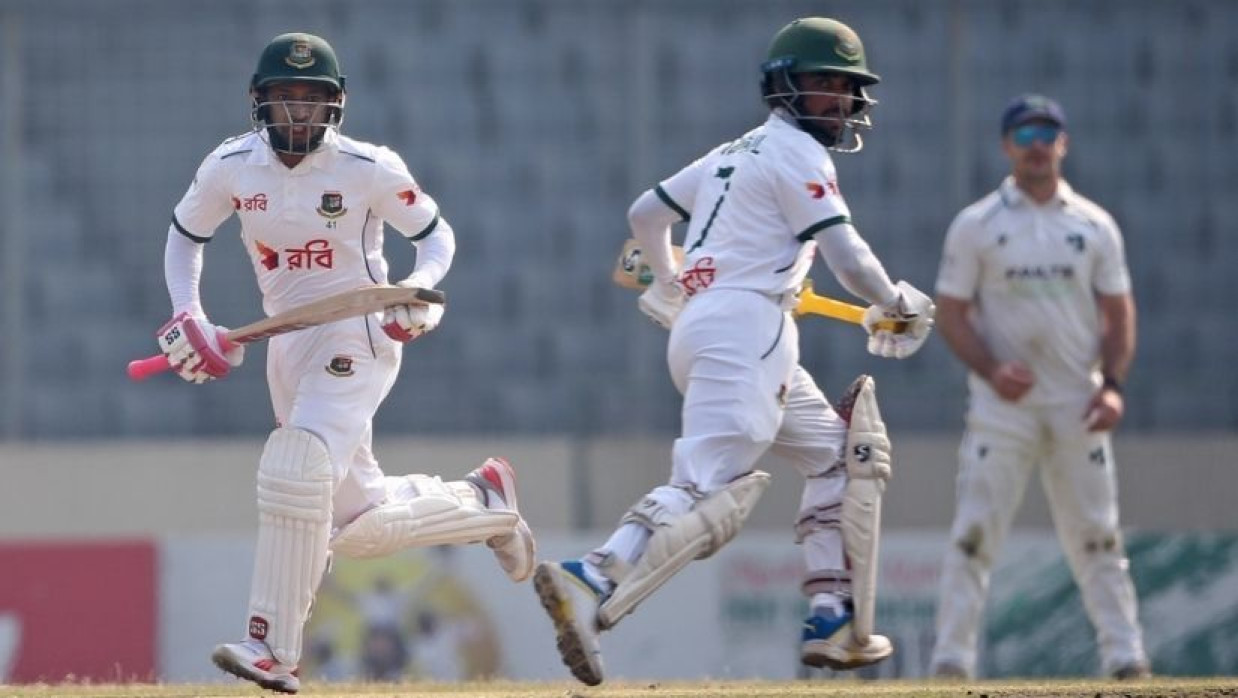 মুমিনুল হক ও মুশফিকুর রহিম