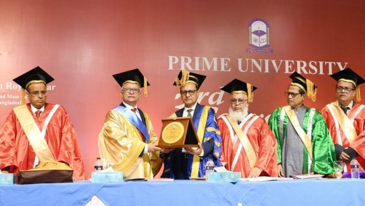প্রাইম ইউনিভার্সিটির তৃতীয় সমাবর্তন অনুষ্ঠানে ডা. বিধান রঞ্জন রায় পোদ্দার