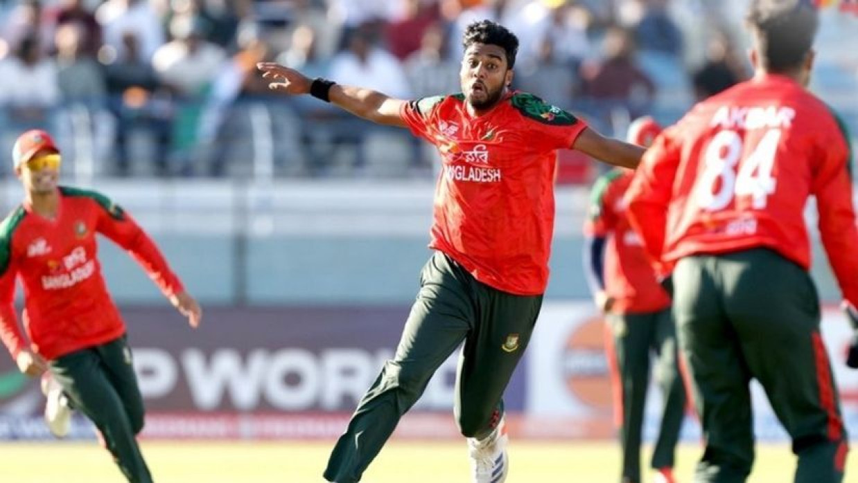 রিপনের তোপে যেন ছারখার পাকিস্তান ‘এ’ দল