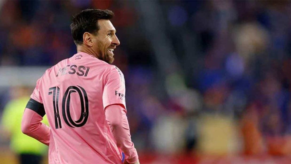 লিওনেল মেসি  