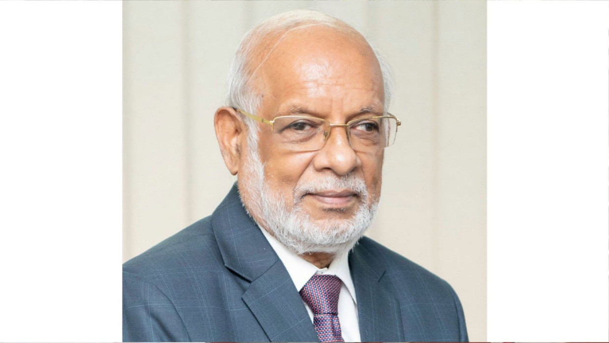 জাকির আহমেদ খান