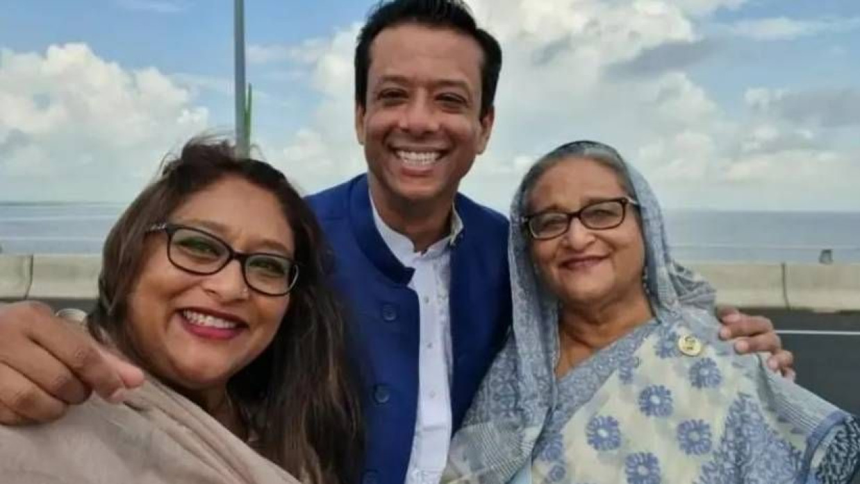 শেখ হাসিনা, সায়মা ওয়াজেদ পুতুল ও সজীব ওয়াজেদ জয়